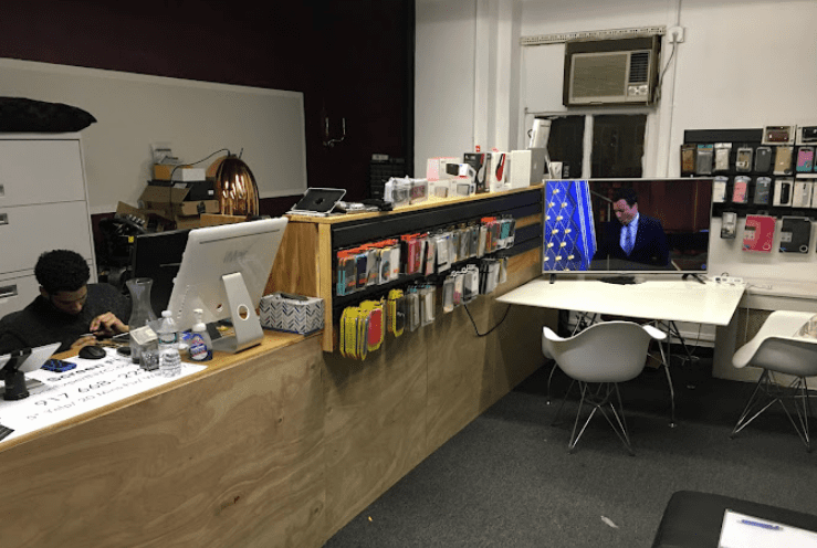 iPhone Screen Repair & Fix Mac Repair Cafe