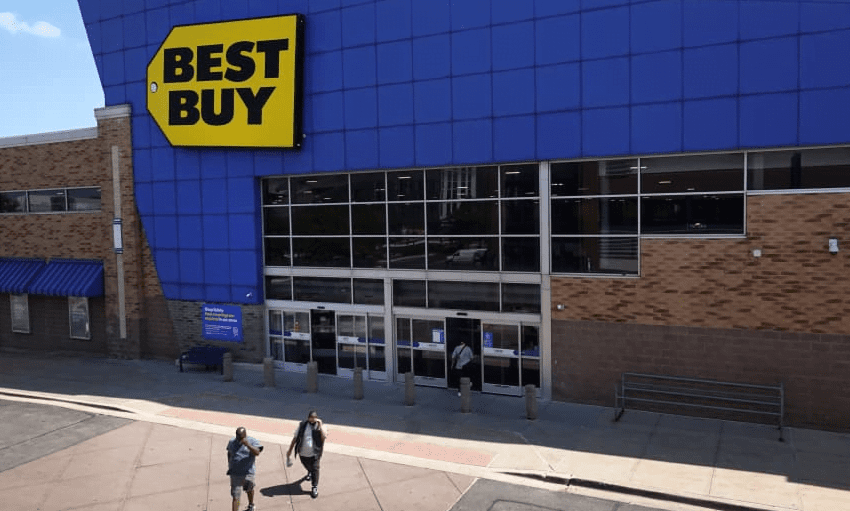 Best Buy Chelsea (23rd and 6th)